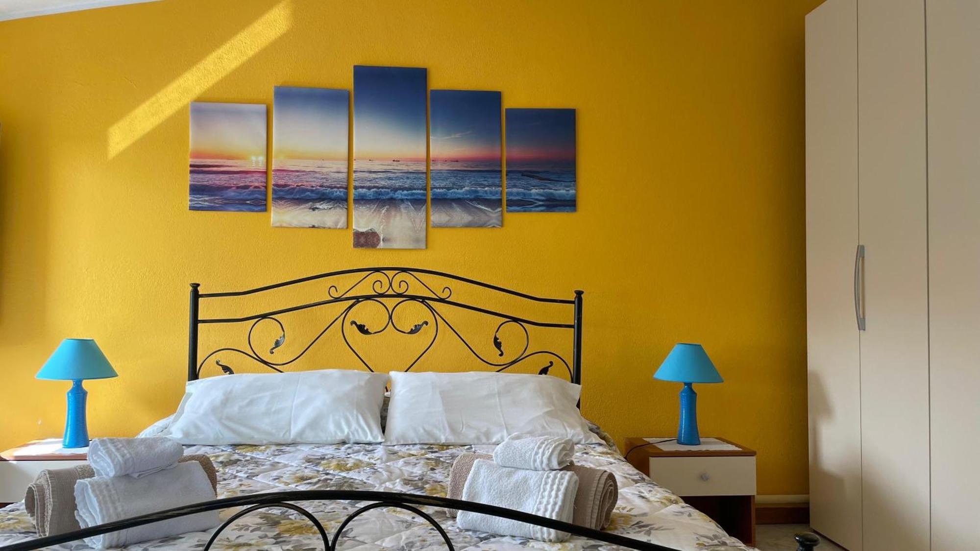 Casa Vacanze Da Roberta A Pochi Km Da Oristano Simaxis Exterior foto